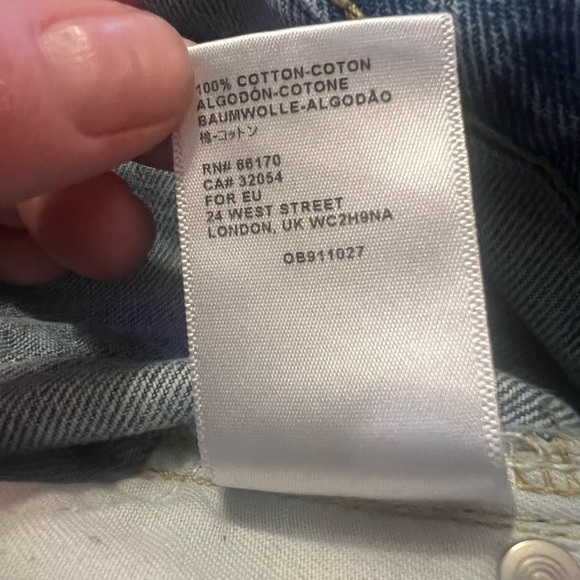 BDG Urban Outfitters girlfriend high-rise distressed denim cut off shorts - Picture 9 of 10